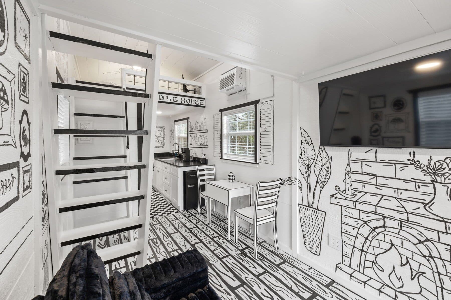 The Doodle House, photo 24